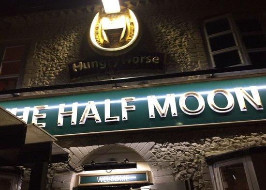 Half Moon, Hungry Horse